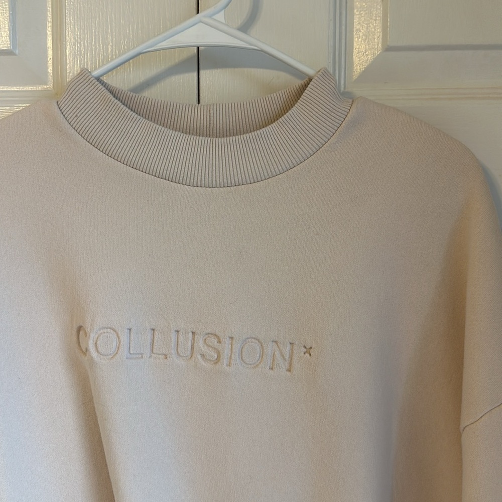Collusion Mock Neck Cream Sweatshirt - Picture 2 of 4